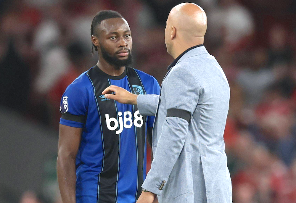 – Det finns pengar till spelarköp i januari