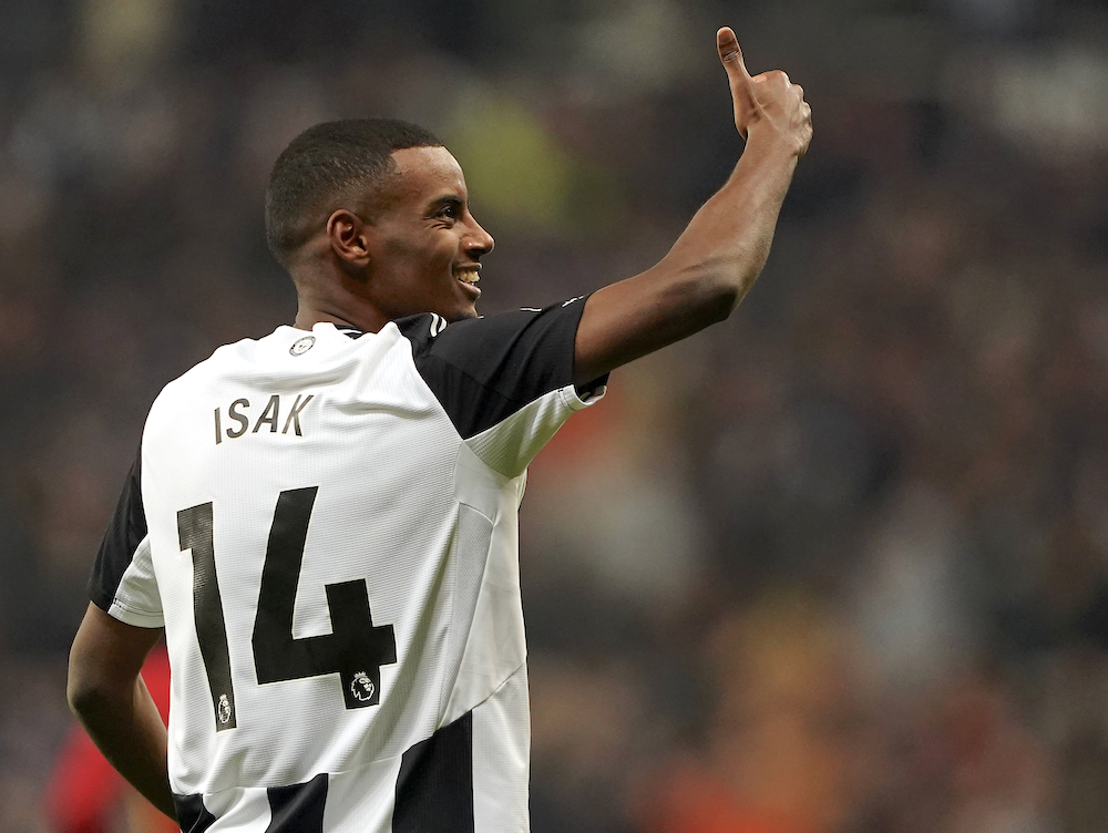 Webbfrågan: Köpa Alexander Isak för nytt transferrekord?
