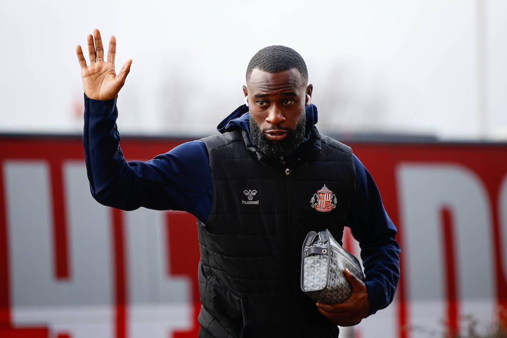 Geertruida ser ut att blir kvar i Sunderland