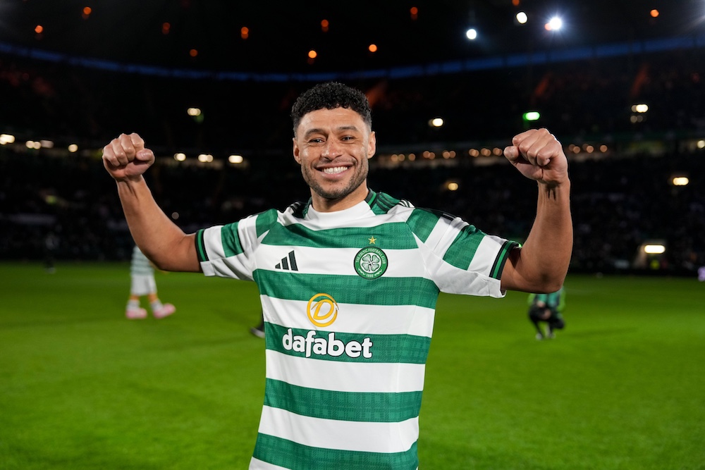 📹 Här frälser "Ox" Celtic-fansen i debuten