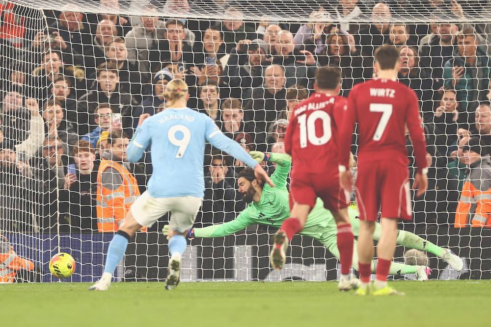 Delar dystra rekordet för insläppta segermål på övertid