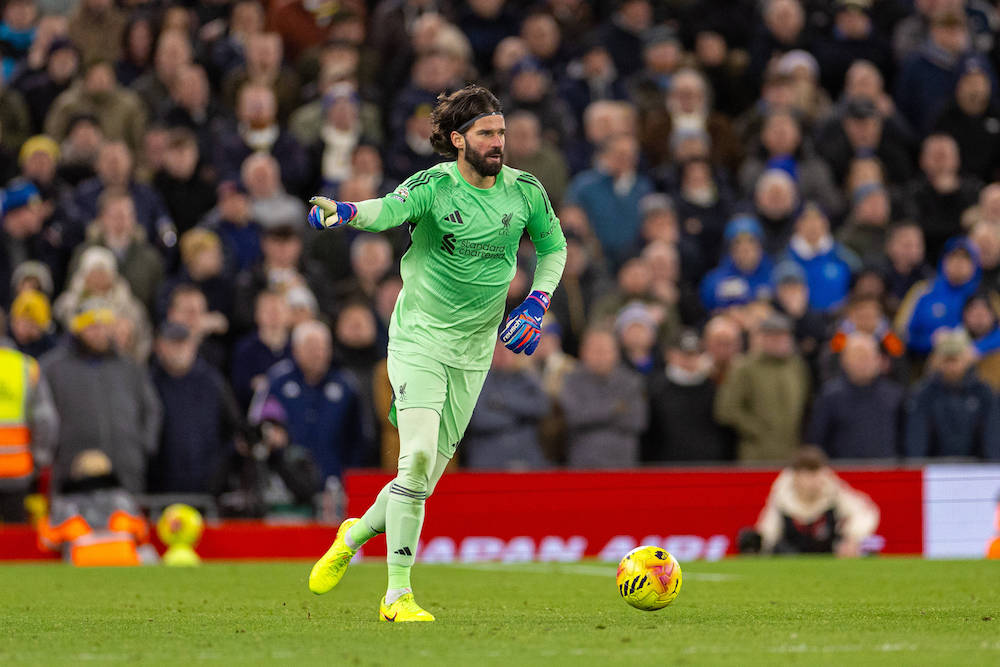 Alisson missar Brighton och landslagssamlingen 