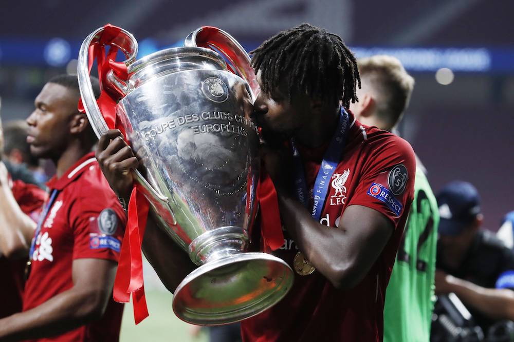 Origi avslutar karriären 