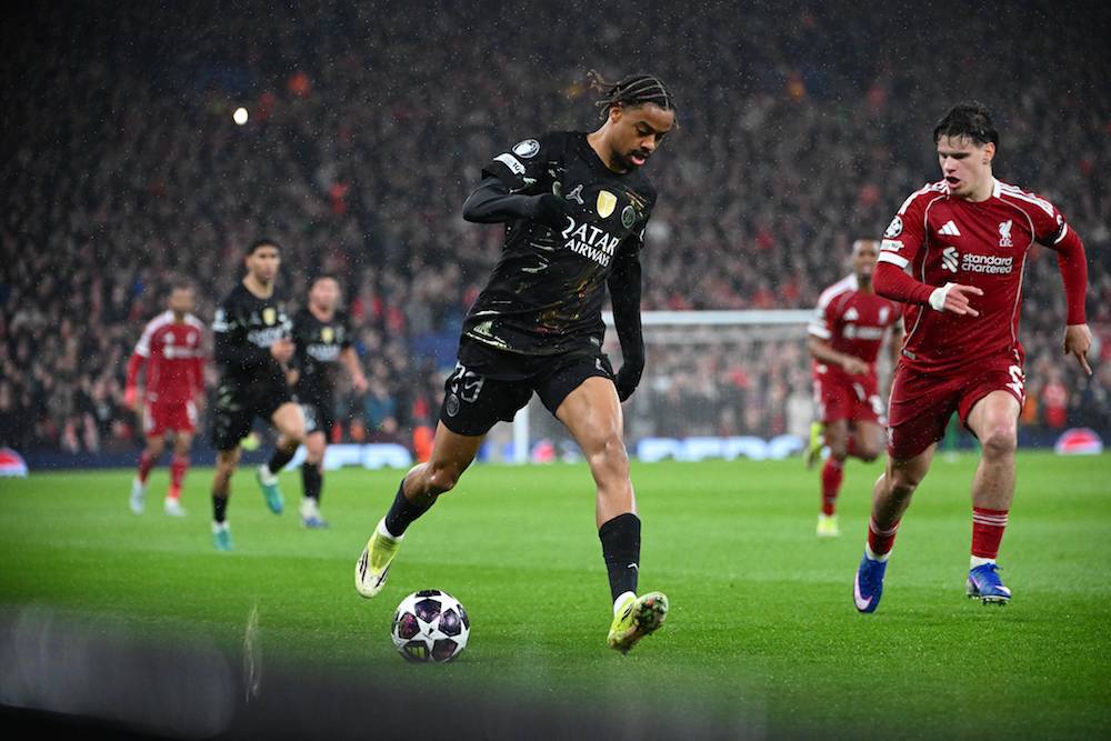Rykte: Barcola nobbar förlängning med PSG – Liverpool leder transferkampen