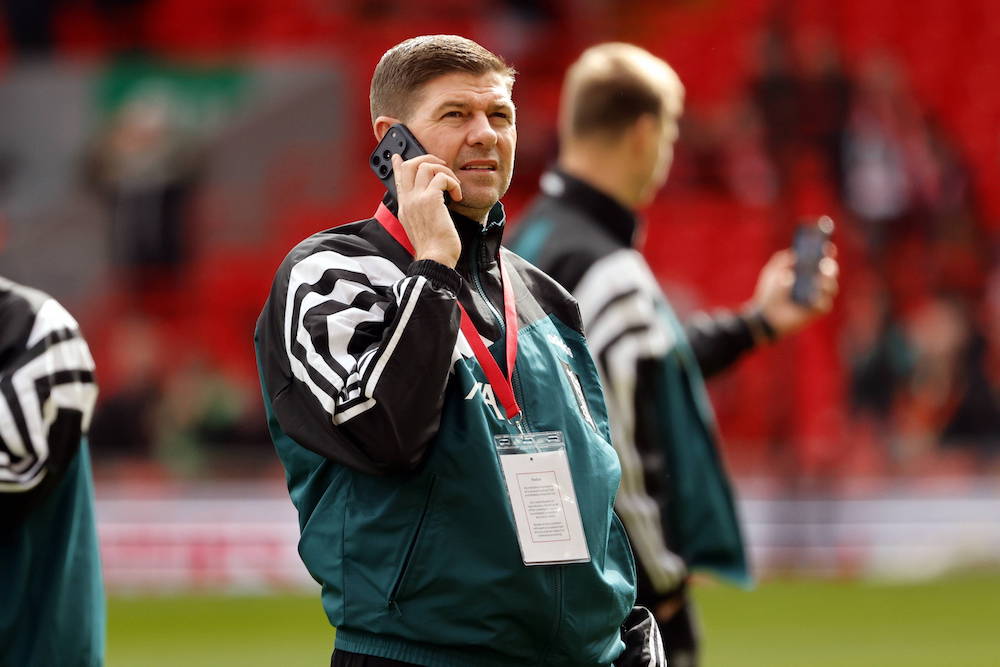 Gerrard övertygade Van Dijk att välja The Reds